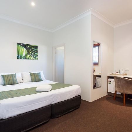 Manly Hotel Brisbane Bagian luar foto