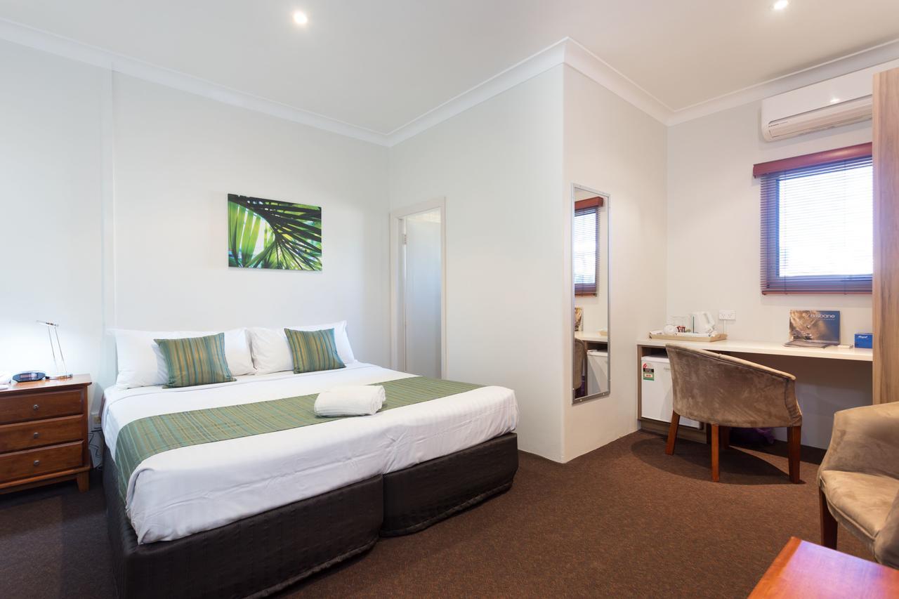 Manly Hotel Brisbane Bagian luar foto