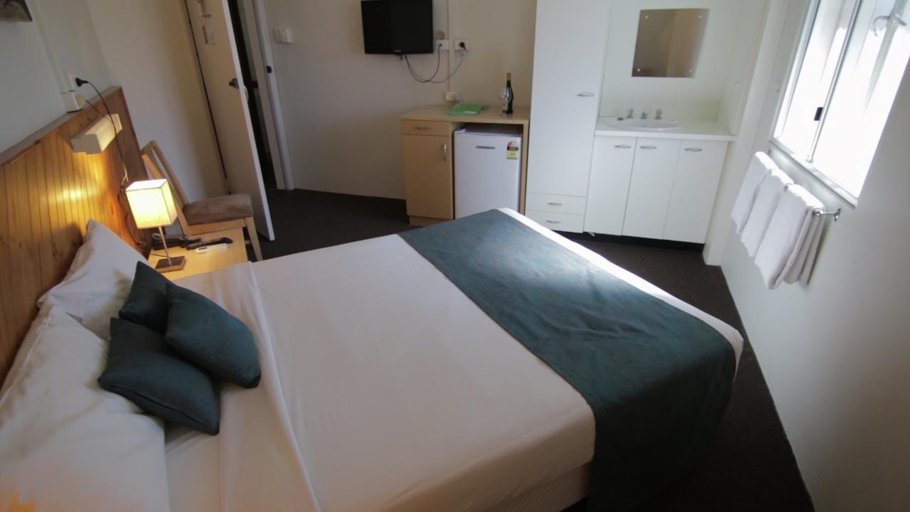 Manly Hotel Brisbane Bagian luar foto