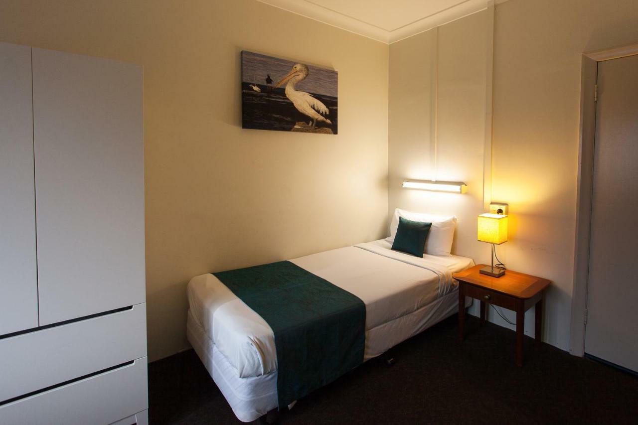 Manly Hotel Brisbane Bagian luar foto