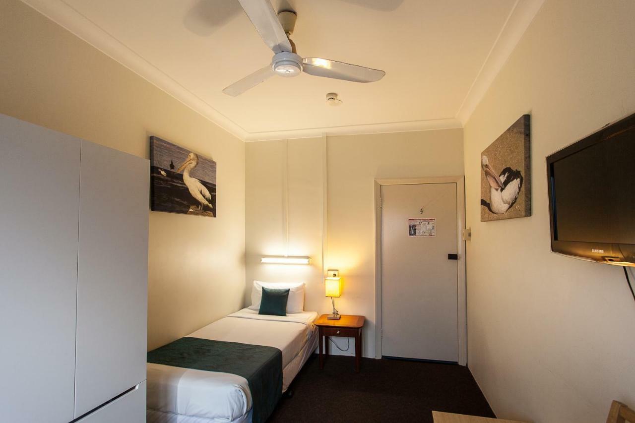 Manly Hotel Brisbane Bagian luar foto