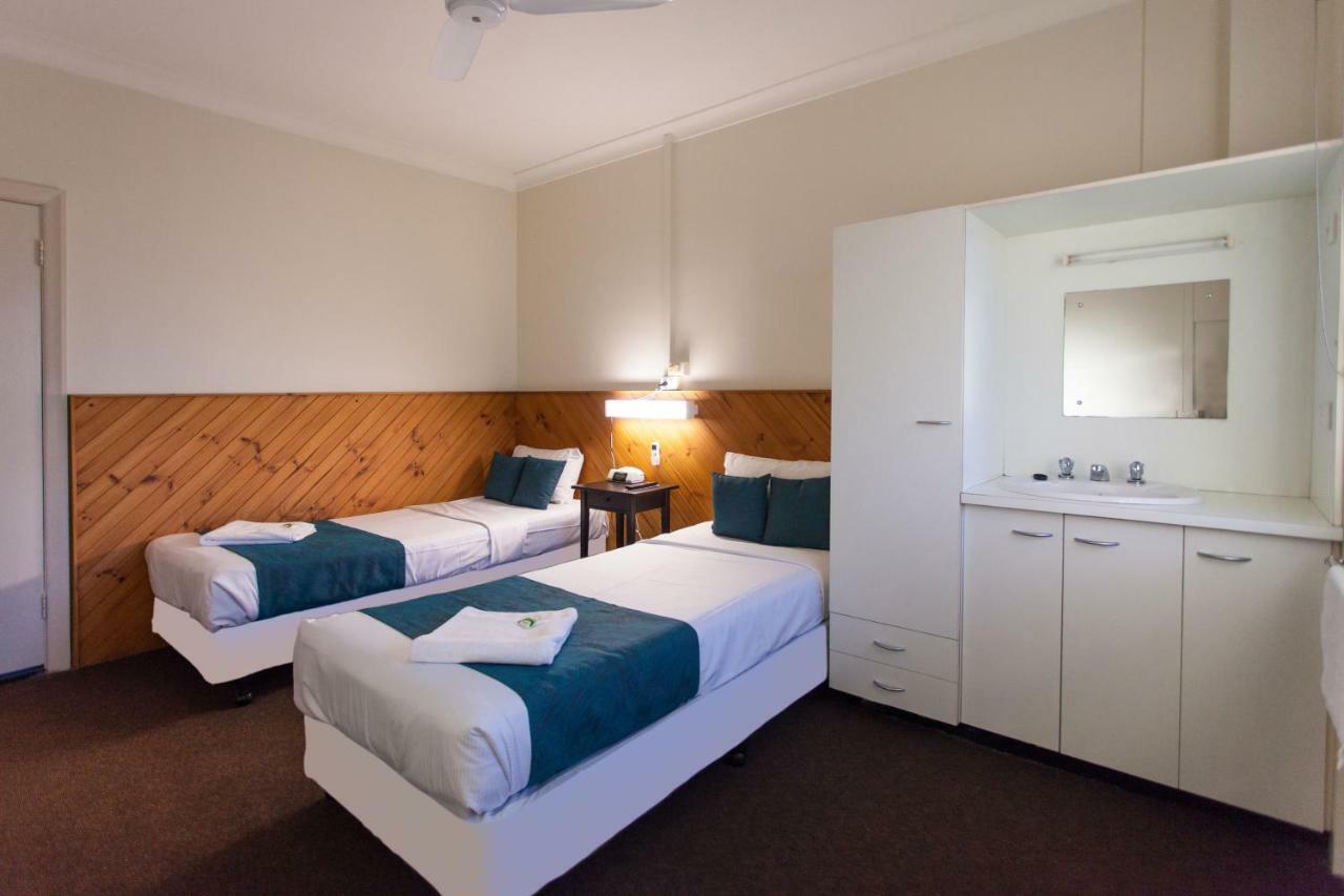 Manly Hotel Brisbane Bagian luar foto